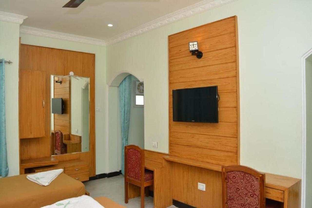 Skantha Regency Tiruchchendūr Exterior foto